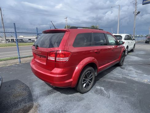 Used 2018 Dodge Journey SE w/ Blacktop Package FWD image 5