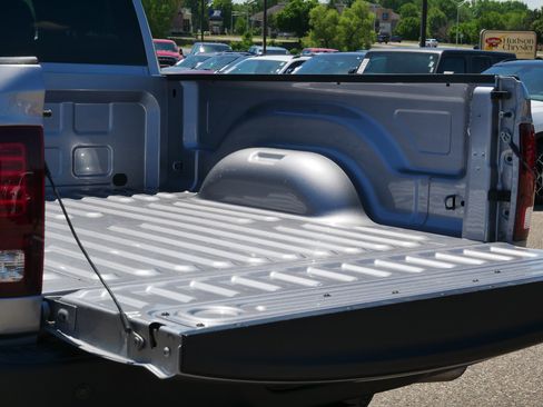 Used 2022 RAM 1500 Warlock w/ Electronics Group AWD/4WD image 18