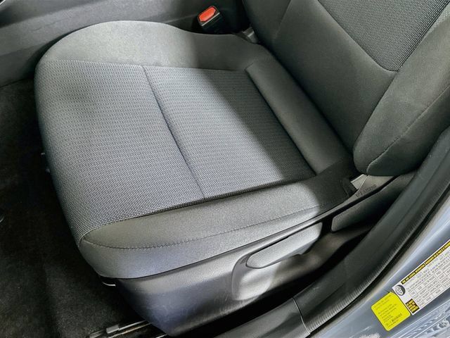 Certified 2024 Toyota Prius LE FWD image 21