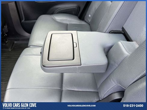 Used 2020 Volvo XC90 T6 Momentum w/ Protection Package image 10