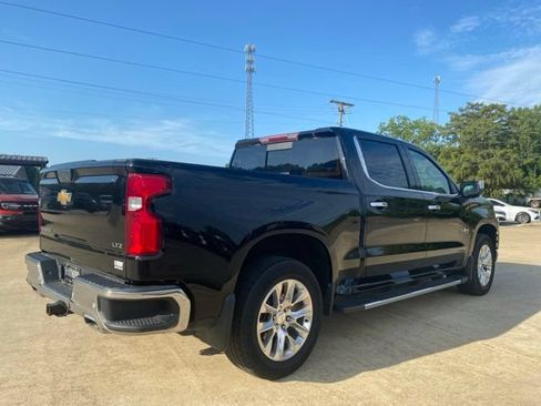 Used 2022 Chevrolet Silverado 1500 LTZ w/ LTZ Premium Texas Edition AWD/4WD image 5