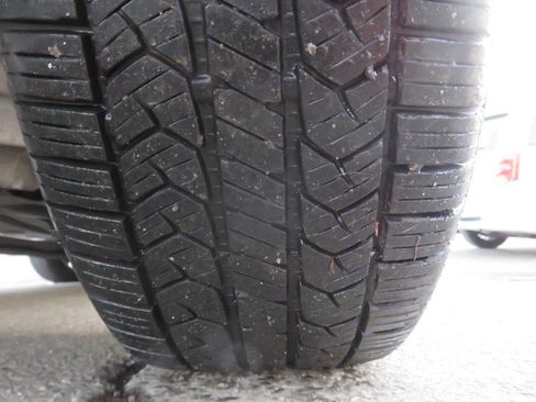 Used 2019 Ford Edge SEL w/ Equipment Group 201A image 38