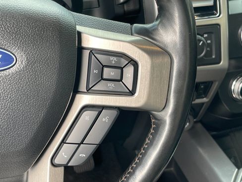 Used 2020 Ford F250 Platinum w/ FX4 Off-Road Package AWD/4WD image 28