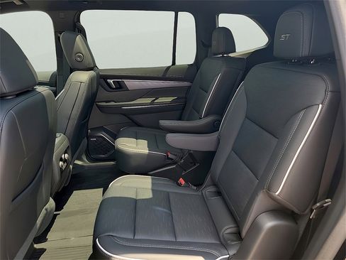 New 2026 Buick Enclave Sport Touring w/ Power Package image 13