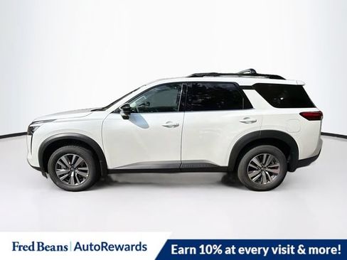 New 2026 Nissan Pathfinder SL AWD/4WD image 3
