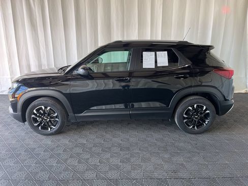 Used 2023 Chevrolet TrailBlazer LT FWD image 24
