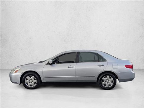 Used 2005 Honda Accord LX image 9