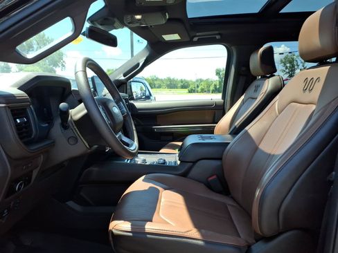 Used 2024 Ford Expedition Max King Ranch AWD/4WD image 25