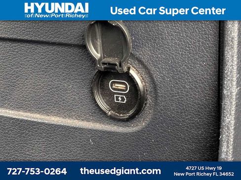 Used 2023 Hyundai Palisade Limited w/ Cargo Package FWD image 37