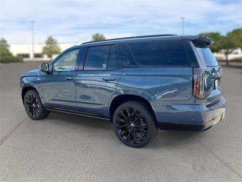 New 2025 Cadillac Escalade Sport Platinum w/ LPO, ONYX Package image 4