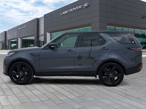 Certified 2025 Land Rover Discovery Dynamic SE AWD/4WD image 2