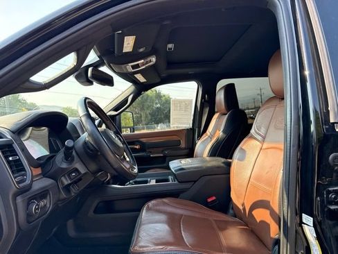 Used 2023 RAM 3500 Limited AWD/4WD image 18