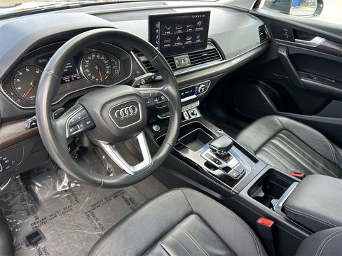 Used 2022 Audi Q5 2.0T Premium image 31