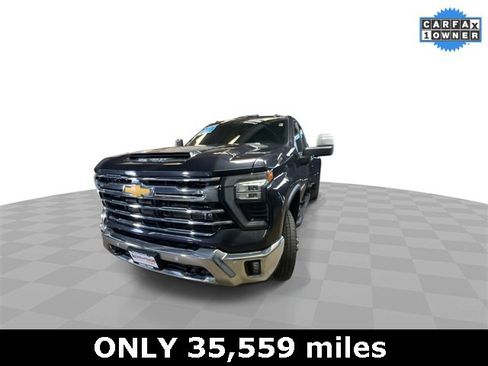 Used 2024 Chevrolet Silverado 3500 LTZ w/ LTZ Plus Package image 6