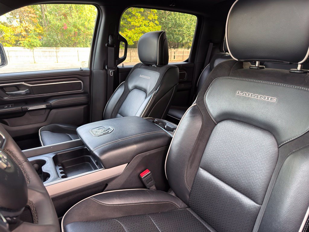 Used 2025 RAM 1500 Laramie AWD/4WD image 25