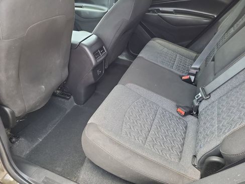 Used 2024 Chevrolet Equinox LT w/ Driver Convenience Package AWD/4WD image 23