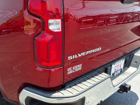 Used 2021 Chevrolet Silverado 1500 LTZ w/ LTZ Premium Package AWD/4WD image 25