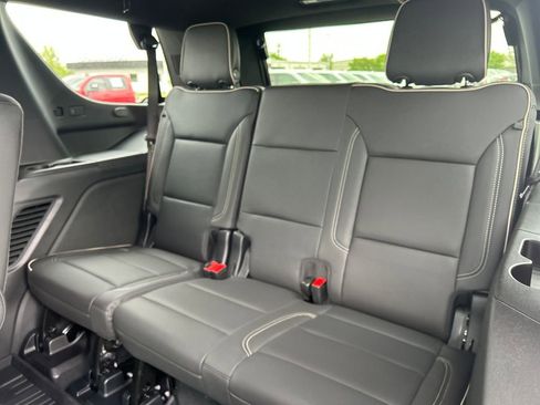 New 2026 GMC Yukon Elevation w/ LPO, Floor Liner Package AWD/4WD image 38