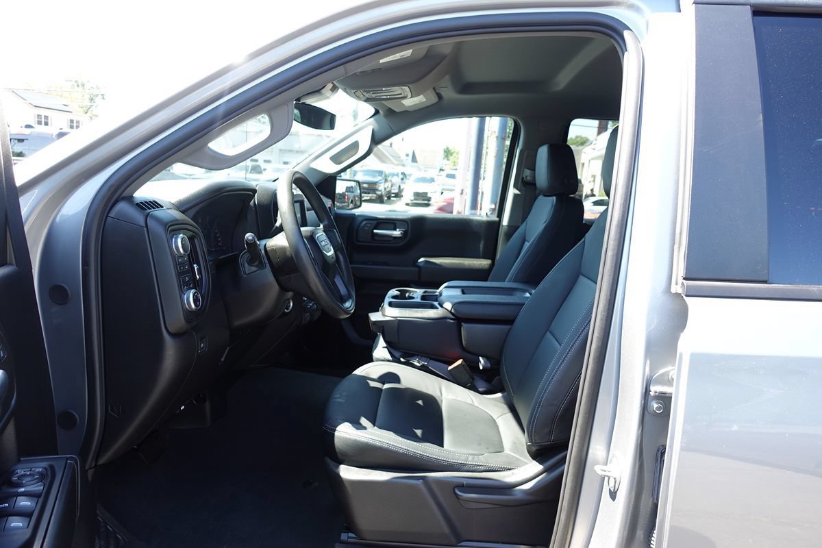 Used 2024 GMC Sierra 1500 Pro w/ Graphite Edition AWD/4WD image 17