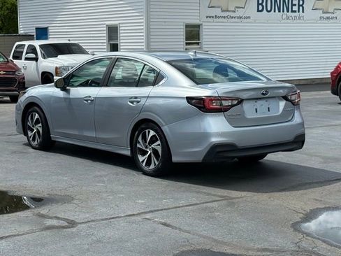 Used 2021 Subaru Legacy Premium image 5