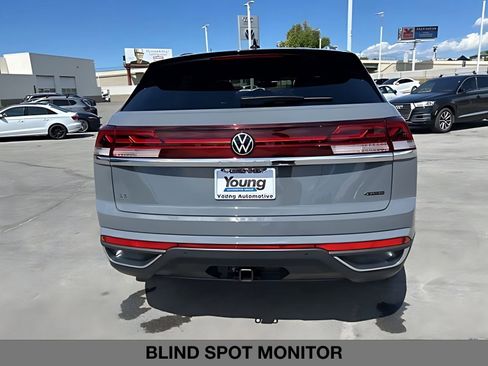 New 2026 Volkswagen Atlas Cross Sport SE AWD/4WD image 4