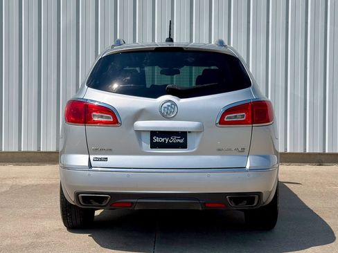 Used 2017 Buick Enclave Leather AWD/4WD image 5