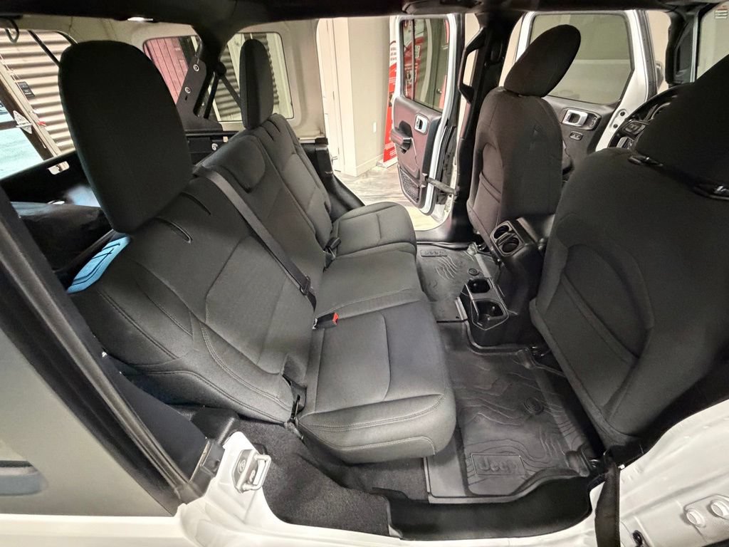 Used 2020 Jeep Wrangler Unlimited Sport AWD/4WD image 45