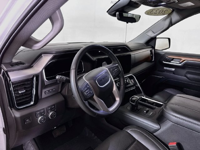 Used 2023 GMC Sierra 1500 Denali w/ Denali Reserve Package AWD/4WD image 10