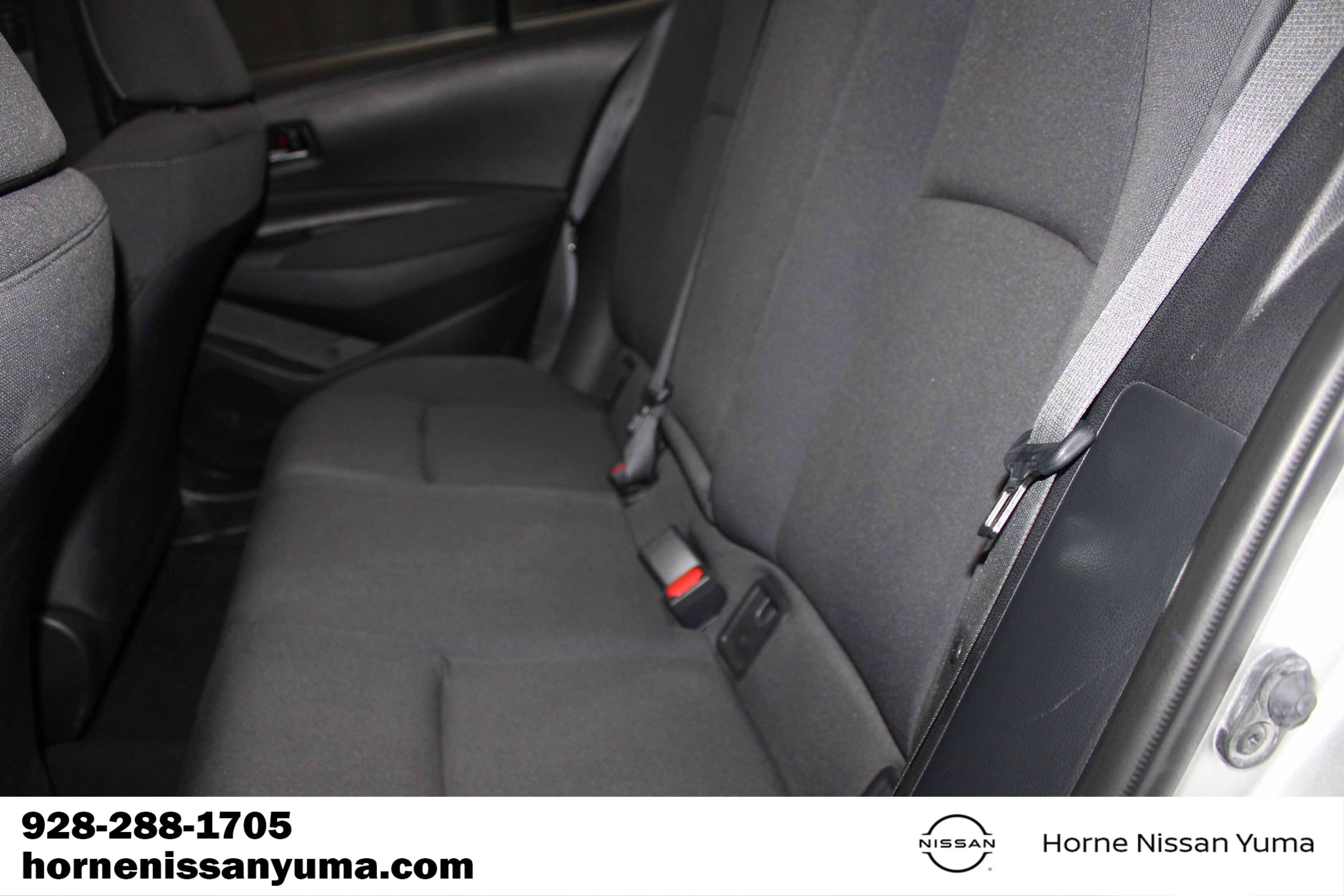 Used 2025 Toyota Corolla LE FWD image 5