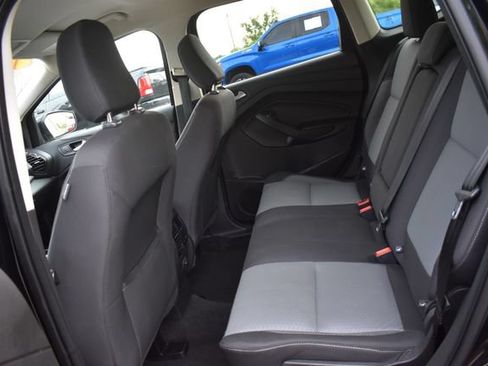 Used 2018 Ford Escape SE AWD/4WD image 17