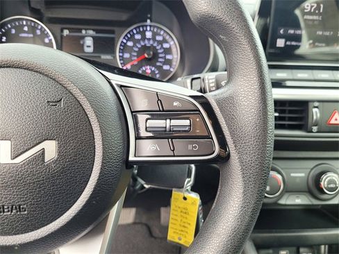 Certified 2023 Kia Forte LXS image 24
