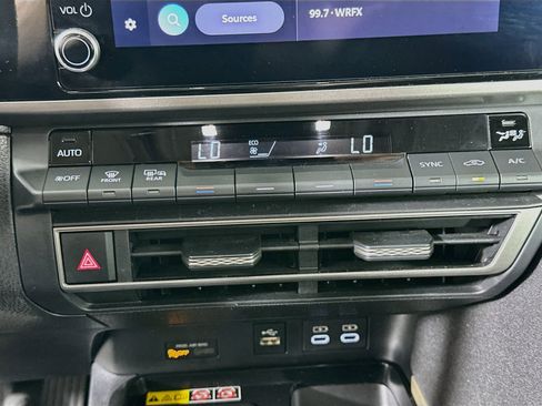 Used 2025 Toyota Camry LE FWD image 23