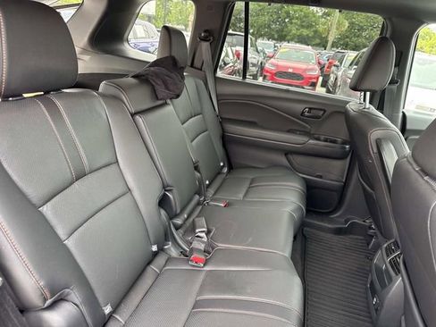 Used 2023 Honda Passport TrailSport image 9