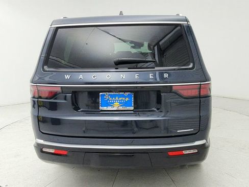 Used 2024 Jeep Wagoneer Series II AWD/4WD image 6