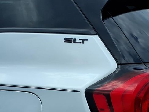 Certified 2020 GMC Terrain SLT w/ Preferred Package AWD/4WD image 7