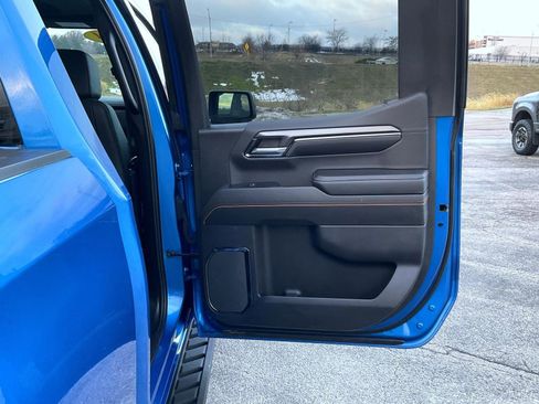 Certified 2024 GMC Sierra 1500 AT4 w/ Technology Package image 17