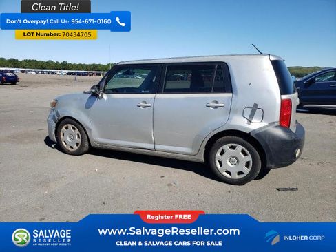 Used 2008 Scion xB image 3