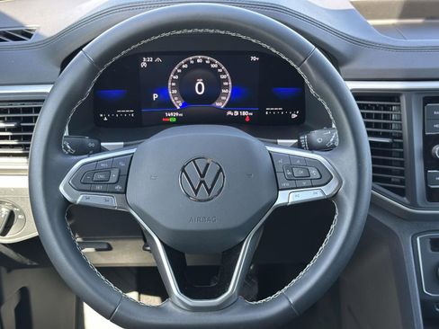 Used 2023 Volkswagen Atlas Cross Sport SE AWD/4WD image 21