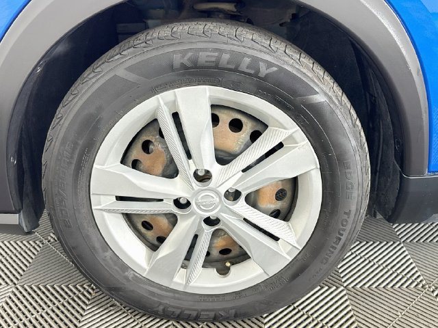 Used 2022 Nissan Kicks S FWD image 39
