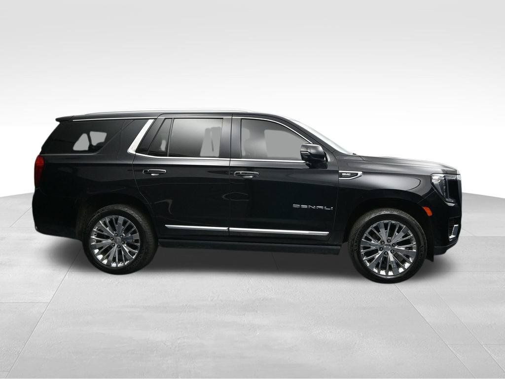 Used 2021 GMC Yukon Denali w/ Denali Premium Package AWD/4WD image 6