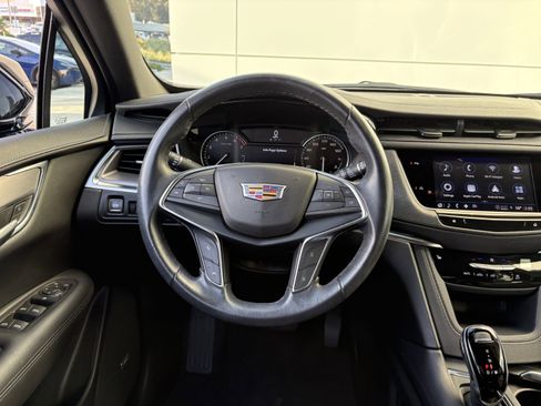 Used 2023 Cadillac XT5 Luxury image 15