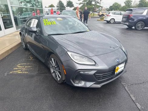 Used 2024 Subaru BRZ Limited RWD image 9