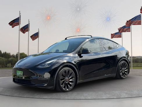 Used 2022 Tesla Model Y Performance AWD/4WD image 3