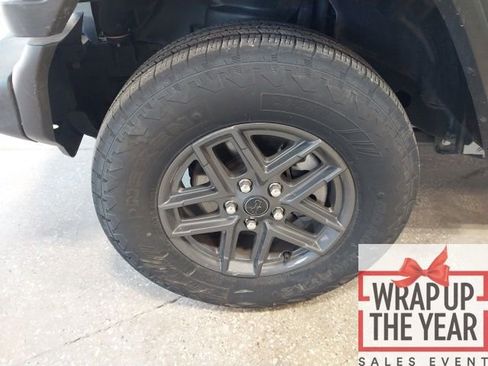 Used 2024 Jeep Wrangler Sport S image 20
