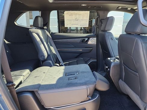 New 2026 Buick Enclave Avenir image 47