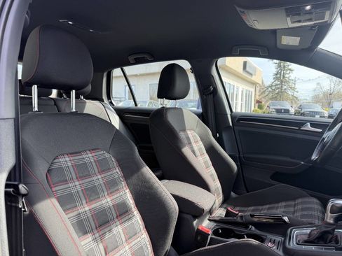 Used 2016 Volkswagen GTI S image 28