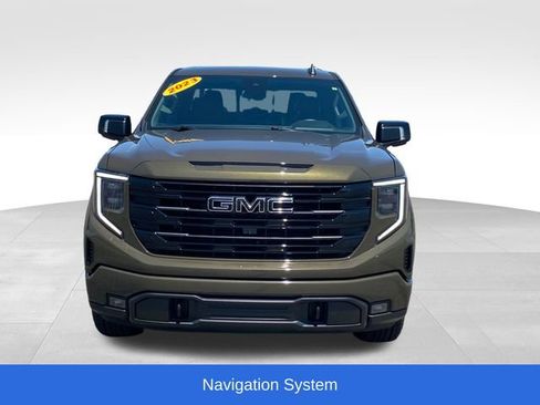 Certified 2023 GMC Sierra 1500 Elevation w/ Elevation Premium Package AWD/4WD image 2