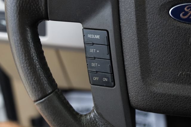 Used 2010 Ford F150 Lariat RWD image 29