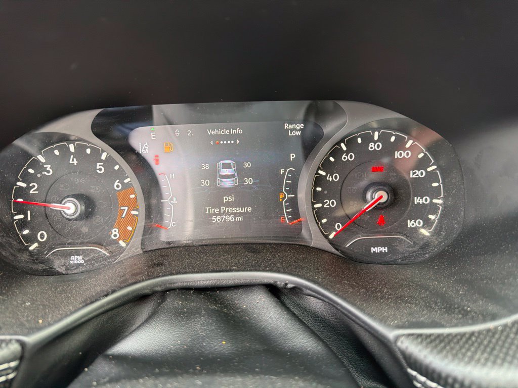 Used 2024 Jeep Compass Latitude w/ Convenience Group AWD/4WD image 9