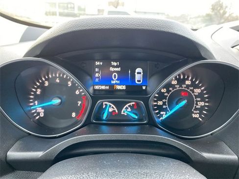 Used 2017 Ford Escape S image 17